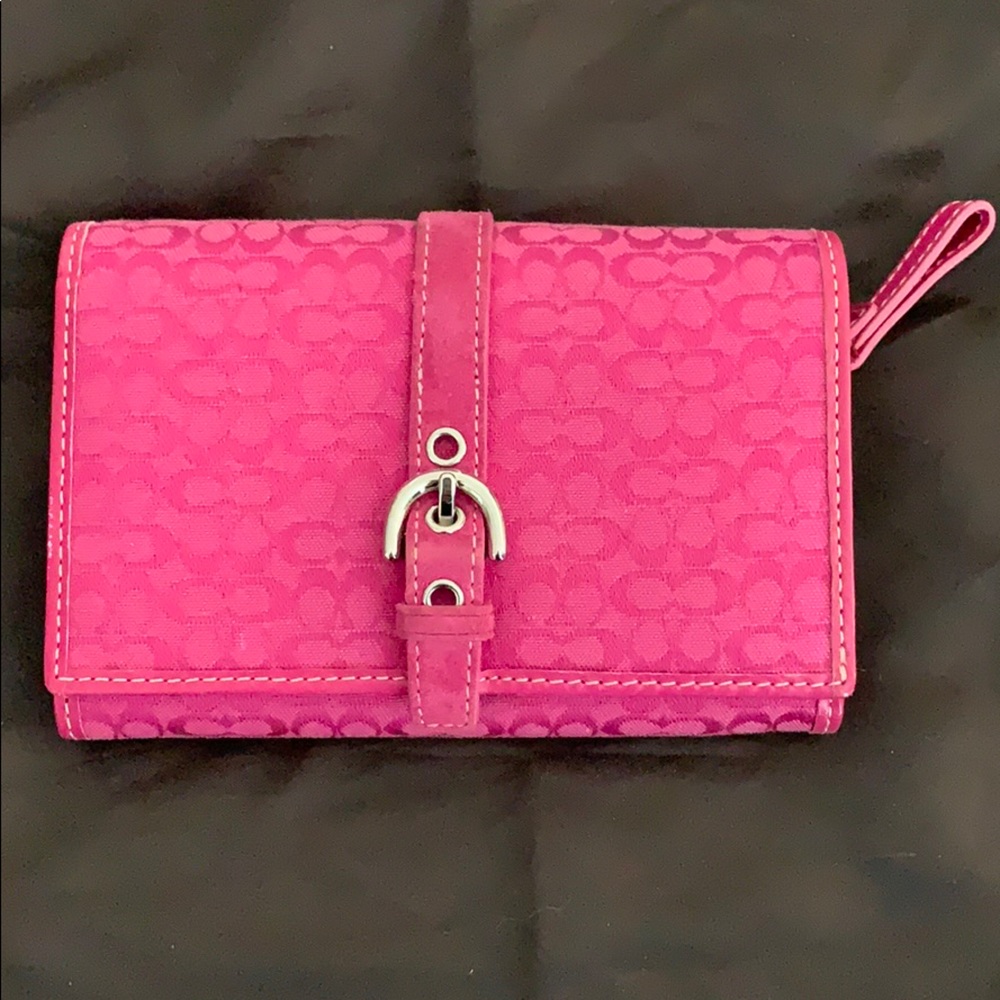 COACH Pink mini signature CC wallet